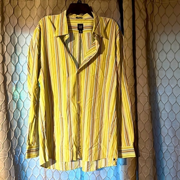 Men’s button down - Picture 1 of 4